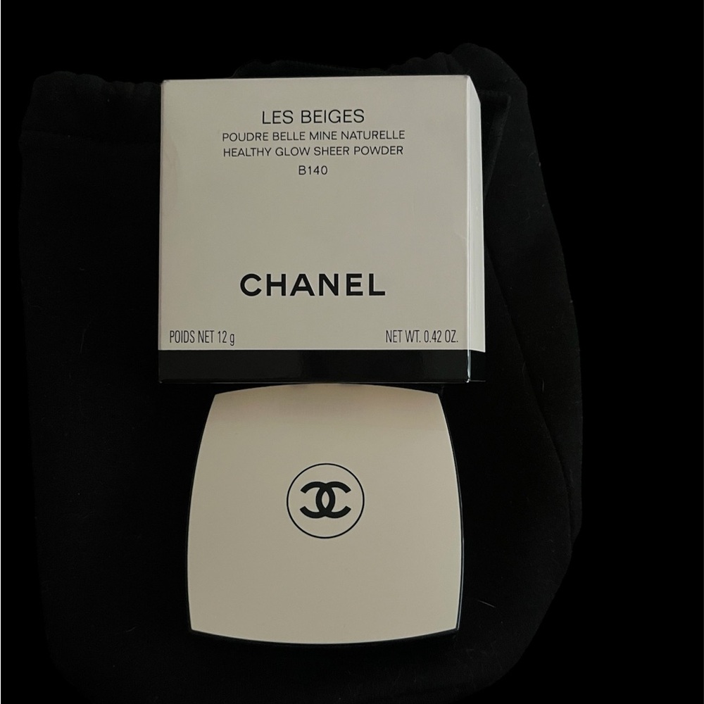 NWT CHANEL Les Beiges Healthy Glow Sheer Powder - Cream